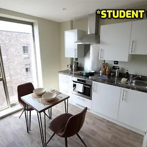 https://student-only-zeni-studios.belfasthotelsireland.com