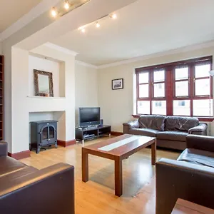 https://2-bedroom-home-by-leiths-shore.edinburghhotelsuk.org