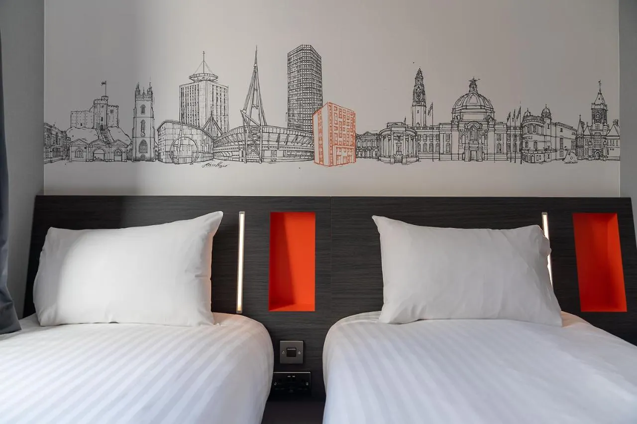 Easyhotel Cardiff Hotel